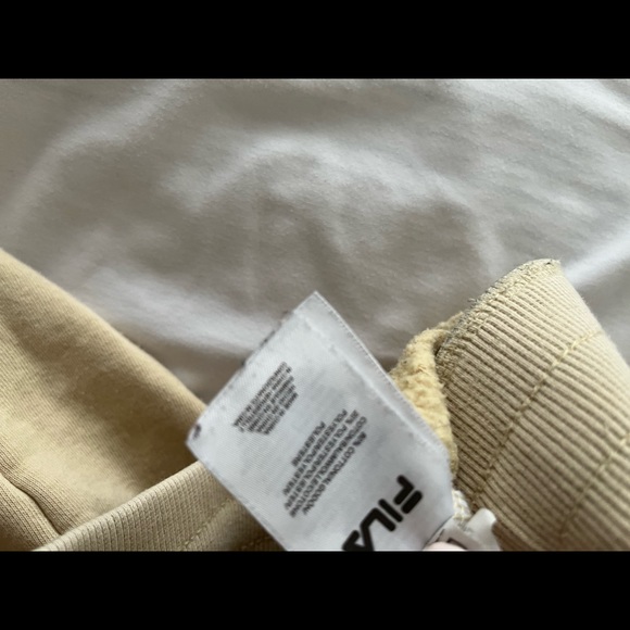 Yellow FILA track pants - Picture 3 of 4